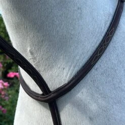 Belle And Bow Standing Martingale