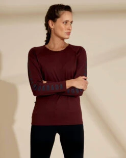 Dada Sport Izzy Long Sleeve Technical T-Shirt