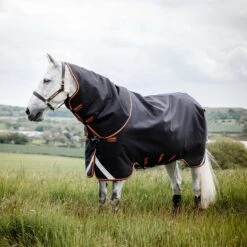 Rambo Supreme 1680D 200g Medium Turnout